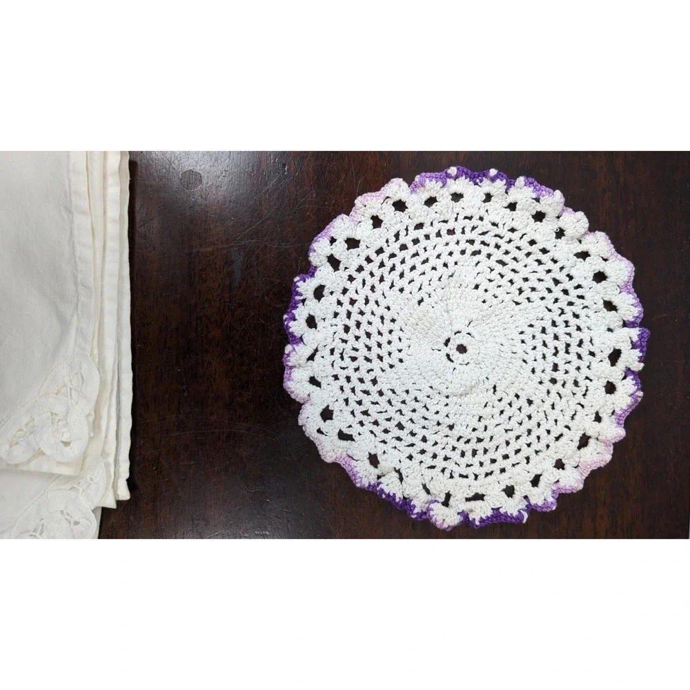 Vintage Linen Table Runner 36